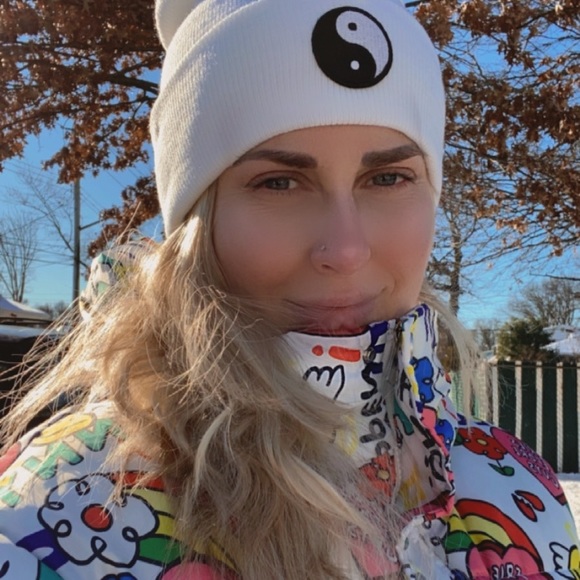 Meet your Posher, Jul - Picture 1 of 1